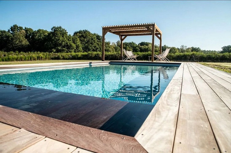 sologne-tourisme-varenne-piscine2