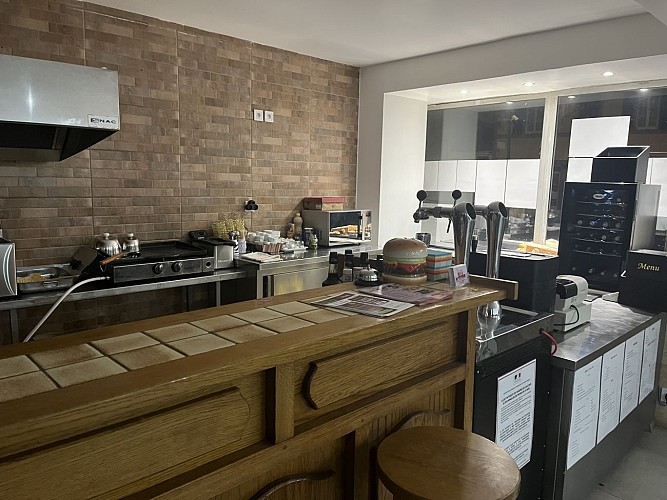 Aux Petits Plaisirs - La Machine