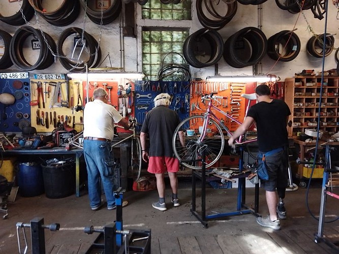 Un vélo pour l'Afrique - Atelier Un vélo pour tous