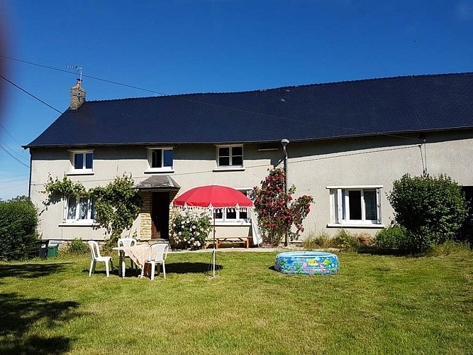 Gîte " Adon le courtil " 