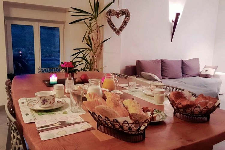 Chambres d'hôtes dans un ancien moulin, étang de 75 ares, pêche - Lonny - Ardennes