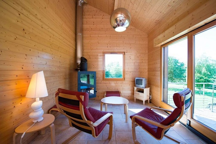 Gîte des Etangs de Bairon, chalet de charme dans un parc arboré avec ses 3 étangs - Louvergny - Ardennes