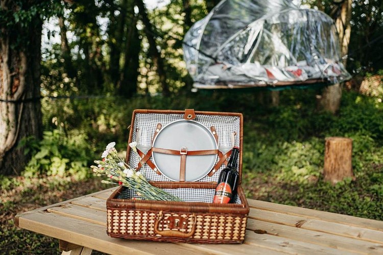 Panier d'accueil de la Bulle suspendue