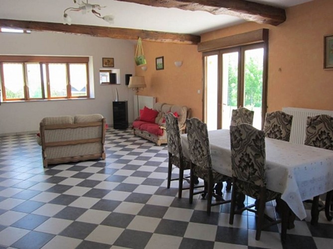 La Grande Rubrique, grande maison avec jardin clos près de Charleville-Mézières. Animaux acceptés. - Barbaise - Ardennes