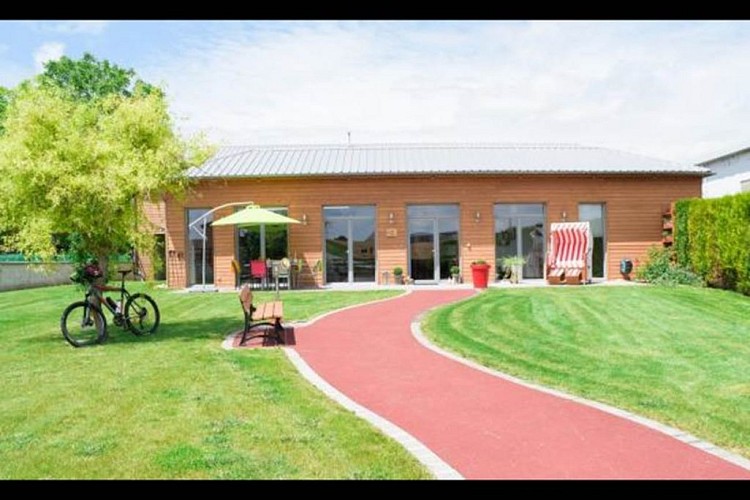 Le Terrier Ensoleillé, maison exposée plein sud avec piscine intérieure, salle de fitness et sauna - Ménil-Lépinois - Ardennes