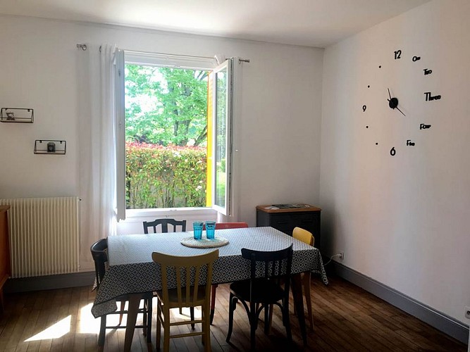 L'échappée ardennaise salle à manger 2