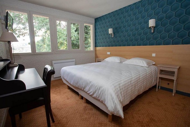 Hôtel Restaurant "L'Auberge du port"