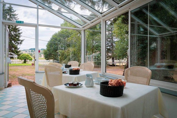 Hôtel Restaurant "L'Auberge du port"