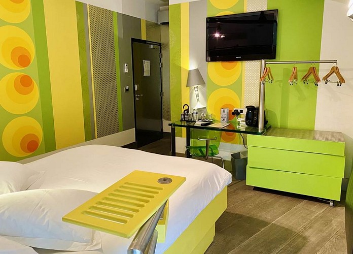 Hôtel Urban Style Logis "Le Dormeur du Val"