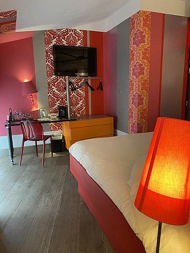 Hôtel Urban Style Logis "Le Dormeur du Val"