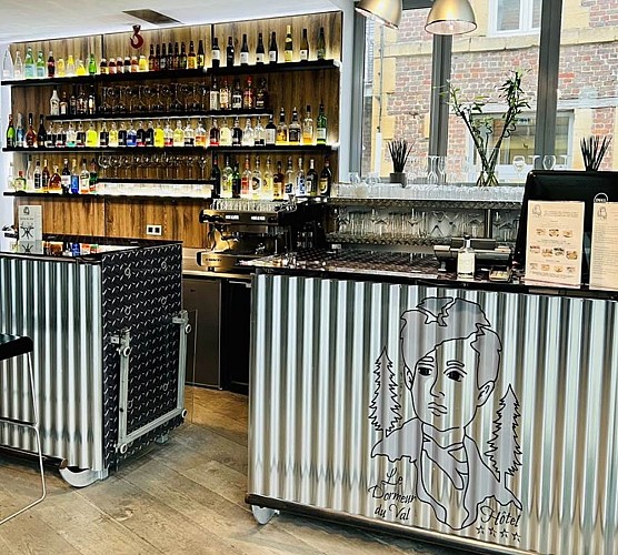 Hôtel Urban Style Logis "Le Dormeur du Val"