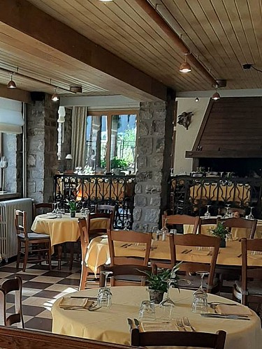 Auberge de l'abbaye salle restaurant