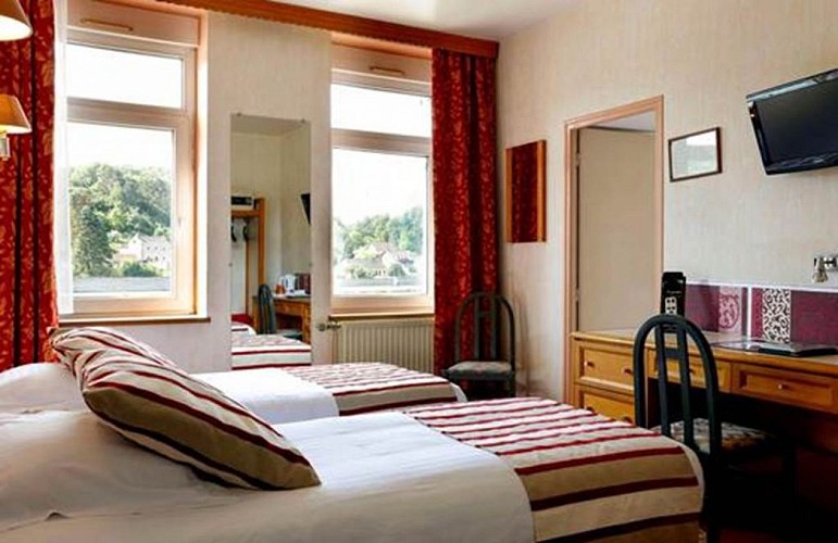 Hôtel le Val Saint-Hilaire-Givet-Ardenne-France