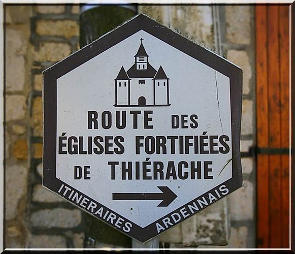 route des églises fortifiées de Thiérache