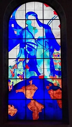 Vitrail : Marie, mère de l'humanité