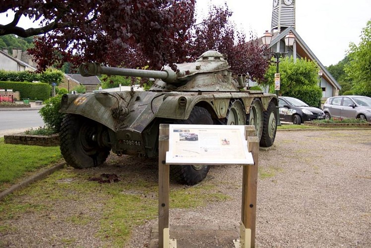 Engin Blindé de Reconnaissance - Place de Daigny