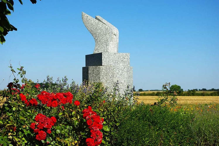 Stèle Roland Garros