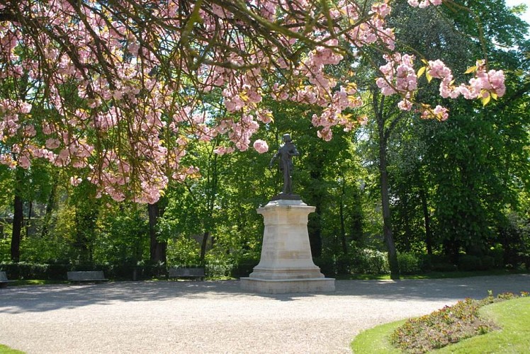 Square Mialaret ou Square Bayard