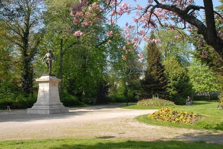 Square Mialaret ou Square Bayard