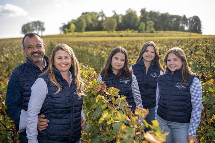 La famille Gailliot au coeur de ses vignes de Champagne