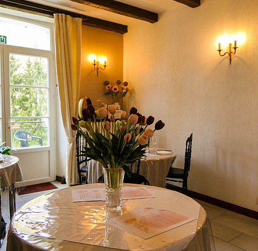 Petite terrasse pour 10 personnes