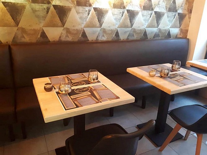 Restaurant "Au p'tit resto chez Sophie"