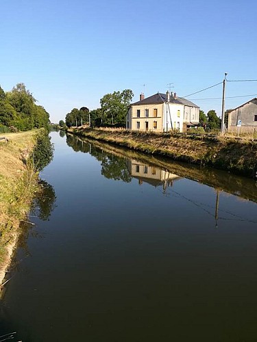 Aire de camping-car le Chesne
