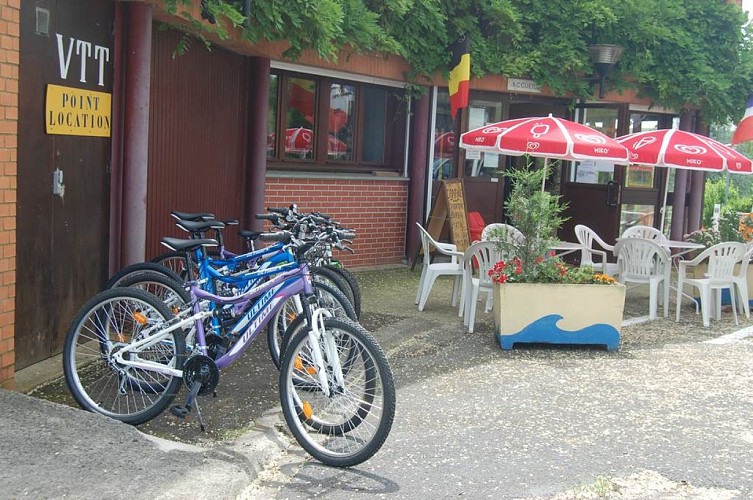 Camping Lac de Bairon