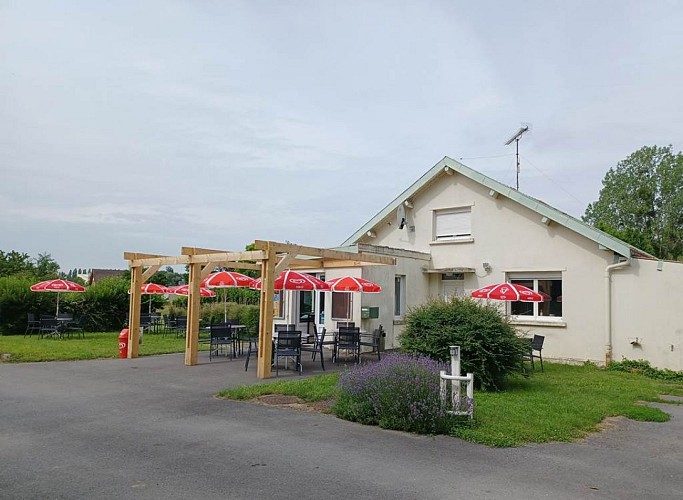 Camping Attigny "Le Vallage"