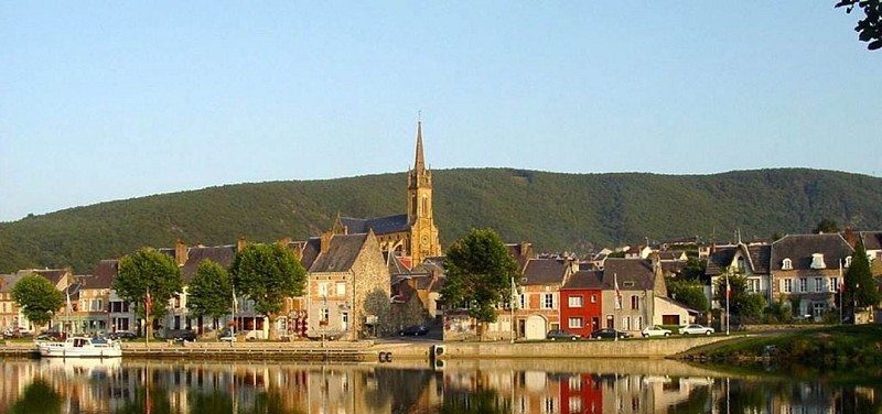 Halte fluviale Fumay