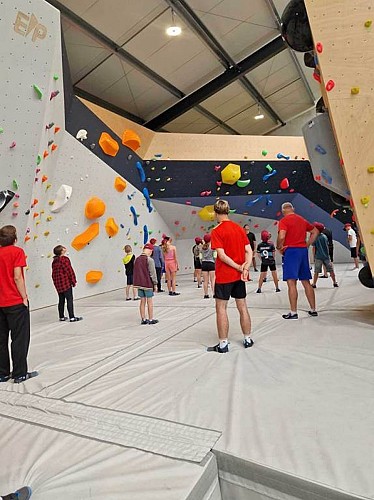 Salle d'escalade : Bloc session Ardennes
