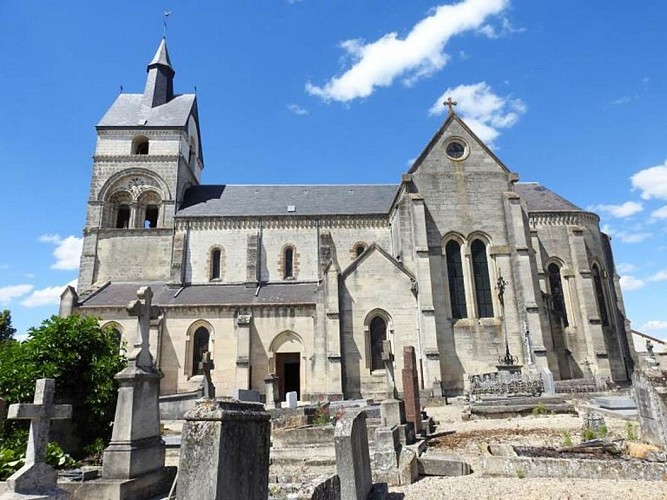 Eglise Saint Rémi de Noyers Pont Maugis