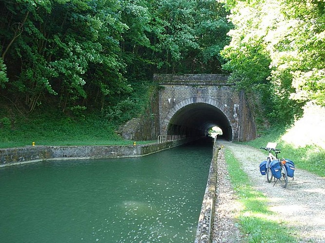 Tunnel de St Aignan