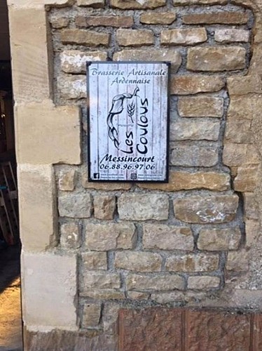 Les coulous enseigne