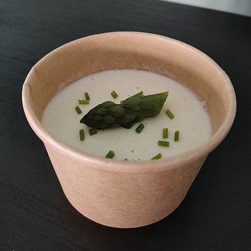 Panna cotta d'asperges et tomme