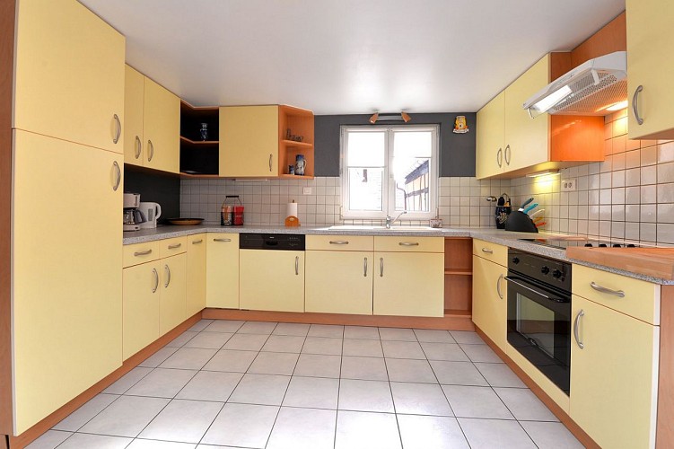 grande cuisine équipée fonctionnelle