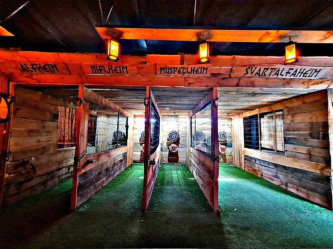 Piste de lancé de hache de la taverne d'Idavoll à Molsheim