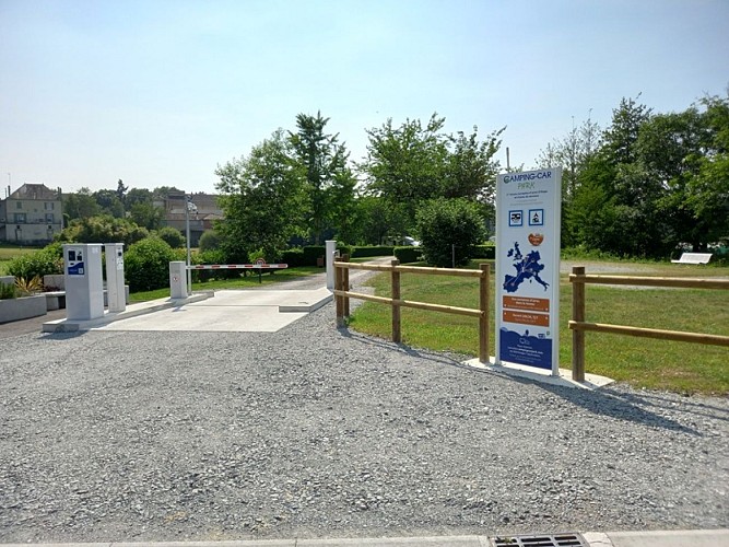 Camping de la Planche des Dames Le Dorat