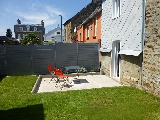 Maison-La-Gris-Souris-2-St-Georges-des-Groseillers-800