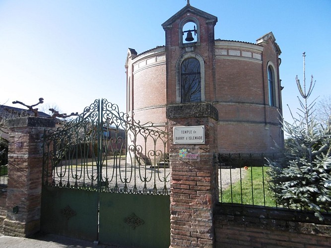 Temple protestant de Barry d'Islemade