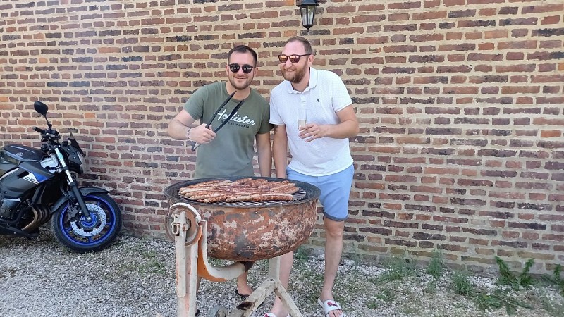 Grand barbecue tournant très originelle