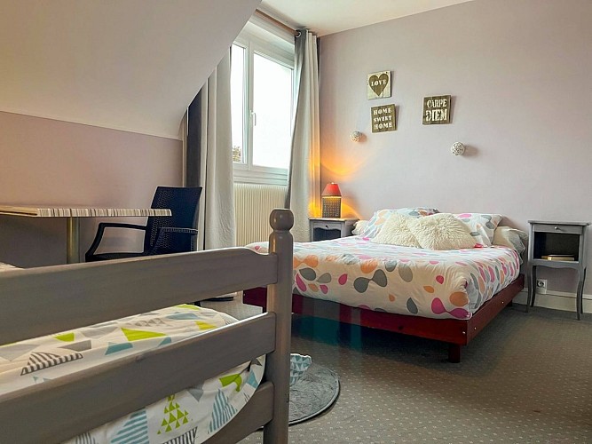 Hotel-Courseulles-sur-mer-calvados-restaurant-ptit-mousse-chambre-triple-port00002