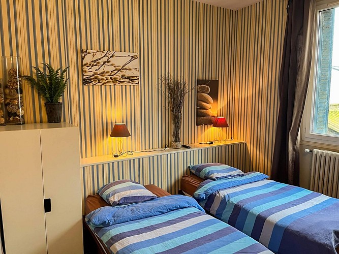 Hotel-Courseulles-sur-mer-calvados-restaurant-ptit-mousse-chambre-simple00003