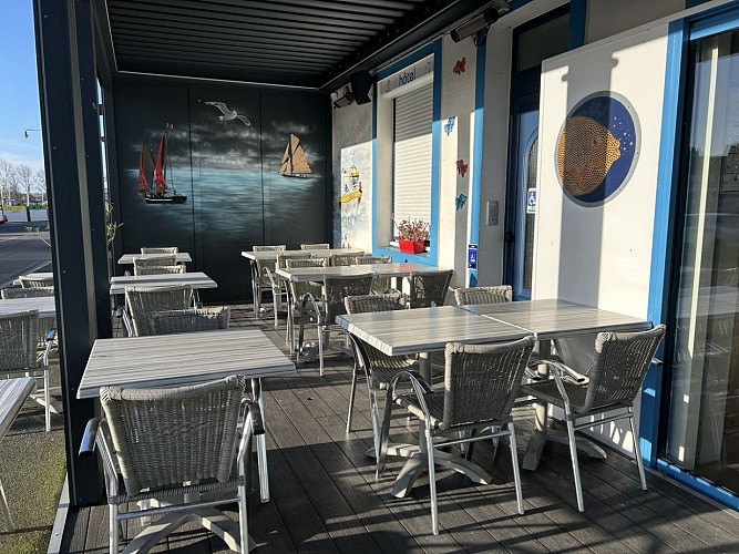 auptitmousse-courseulles-terrasse