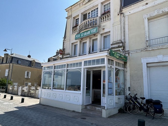 le-crabe-vert-saint-aubin-devanture