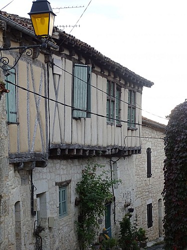 Puylaroque, village belvédère