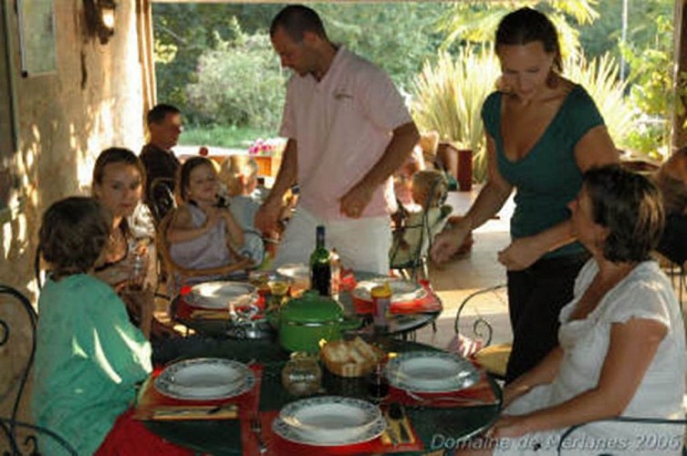 Campamento "Domaine des Merlanes"