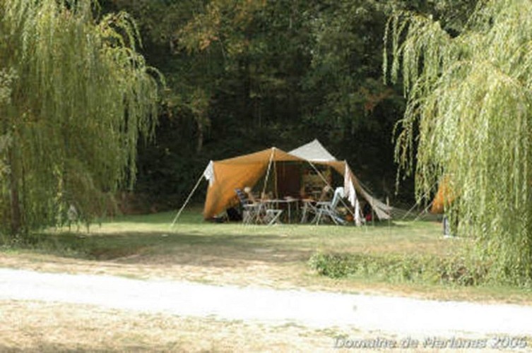 Campamento "Domaine des Merlanes"