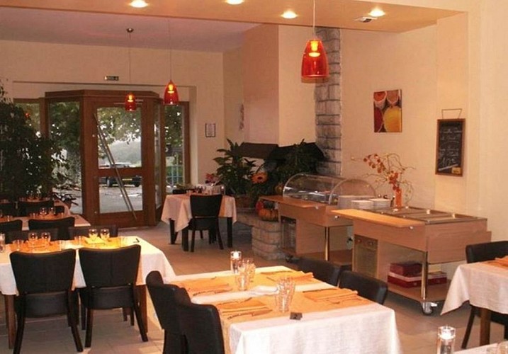 Hôtel Auberge du Quercy Blanc