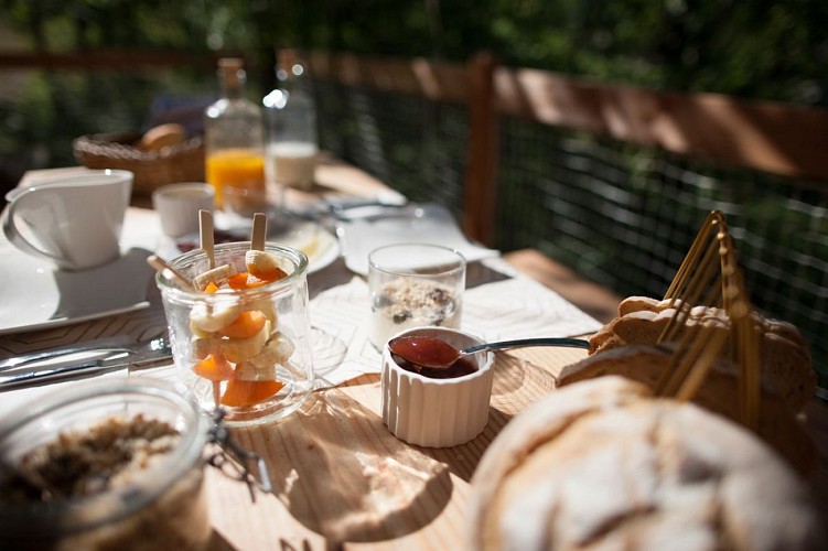 Pella Roca, Cabane & Spa in Quercy
